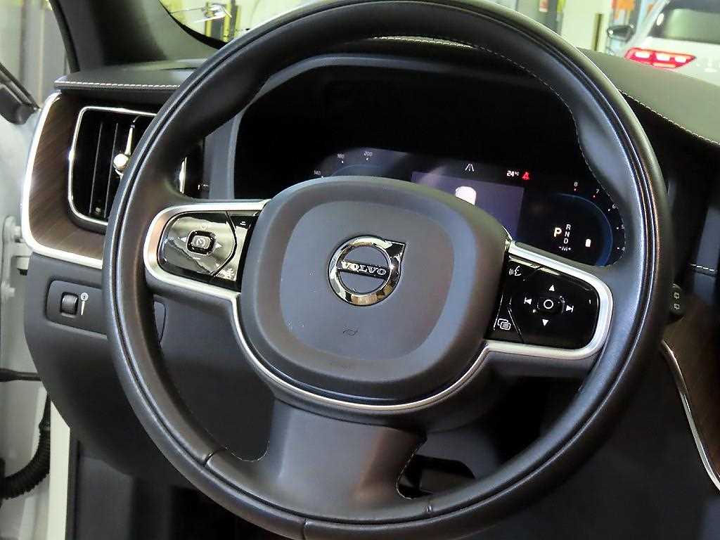 Volvo XC60 - Vista 8