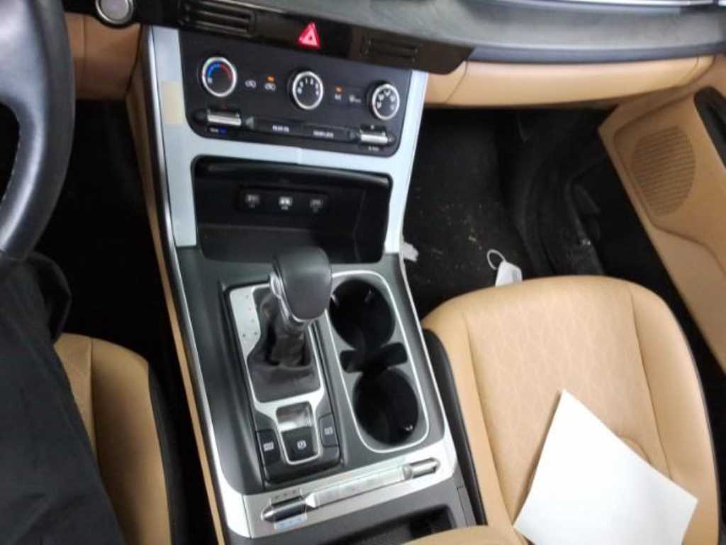KIA Carnival - Vista 7