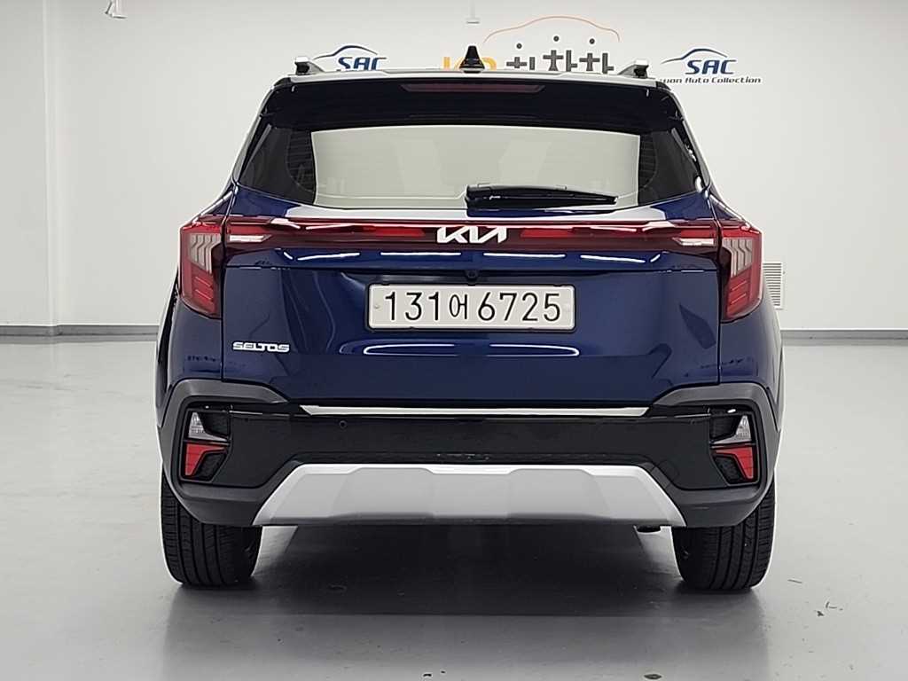 KIA Seltos - Vista 3