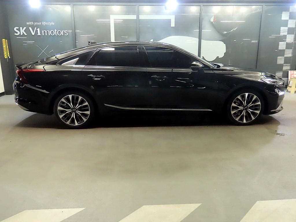KIA K8 - Vista 3