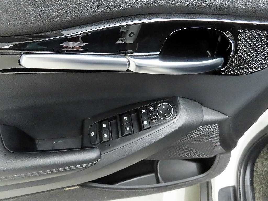 KIA Seltos - Vista 11