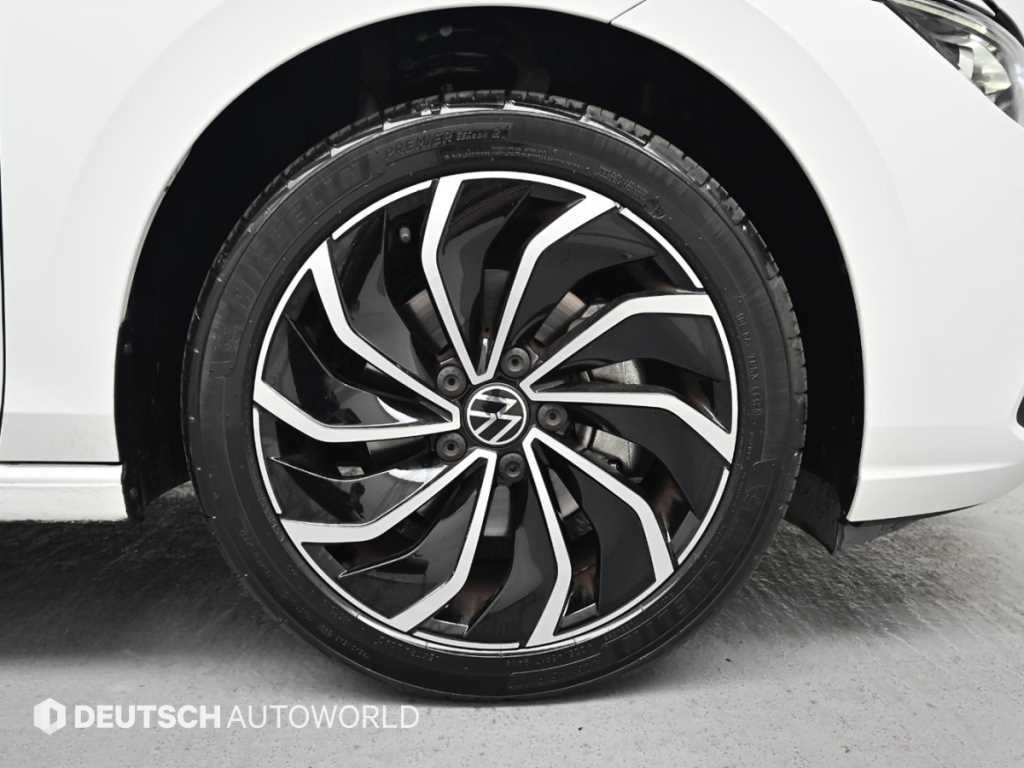 Volkswagen Golf - Vista 5