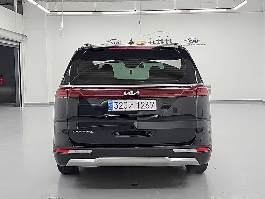 KIA Carnival - Vista 3