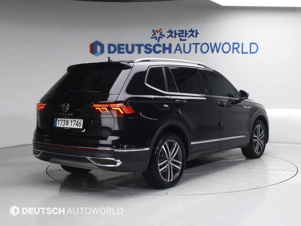 Volkswagen Tiguan - Vista 2