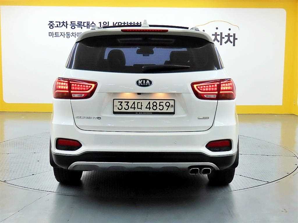 KIA Sorento - Vista 3