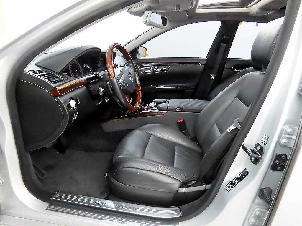 Mercedes Benz S Class - Vista 5