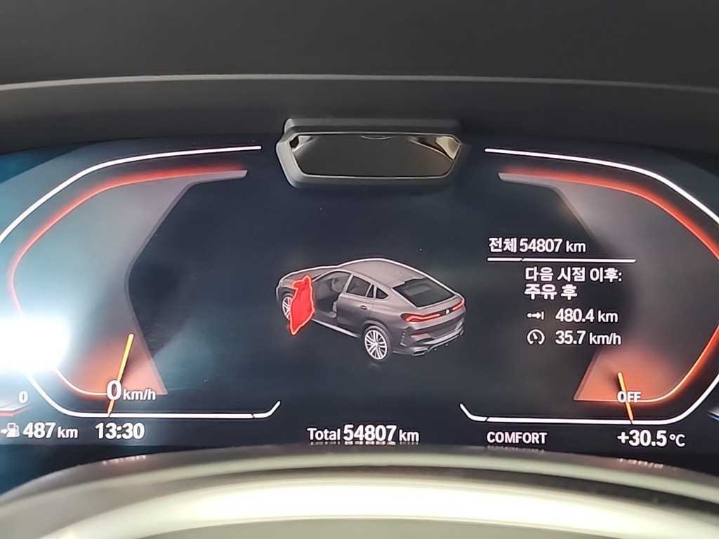 BMW X6 - Vista 6