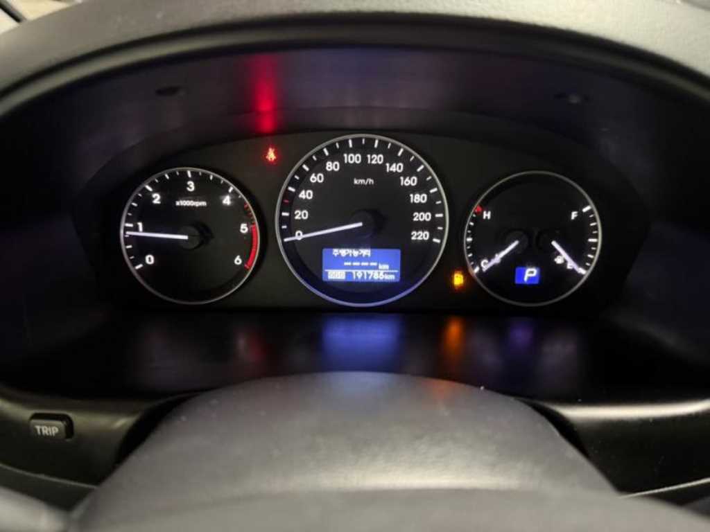 HYUNDAI Starex - Vista 9