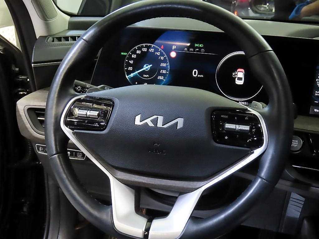 KIA K8 - Vista 8