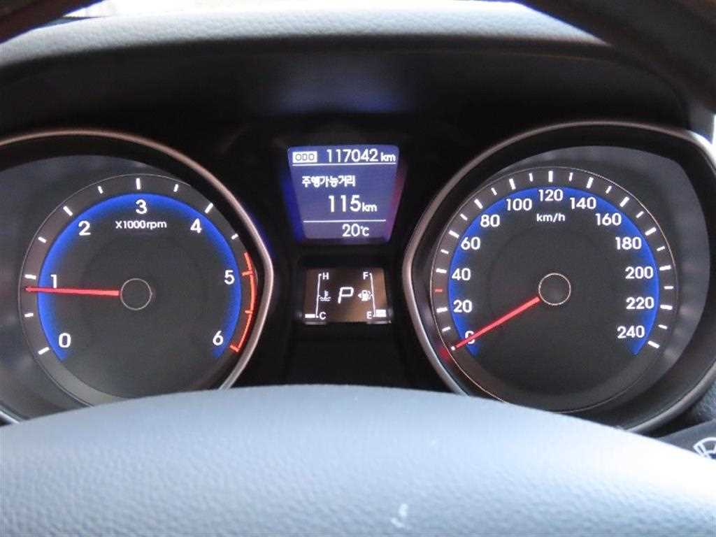 HYUNDAI i30 - Vista 5