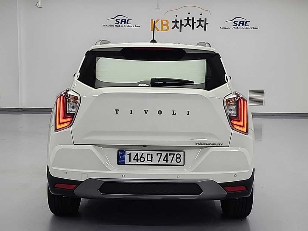Ssangyong Tivoli - Vista 3