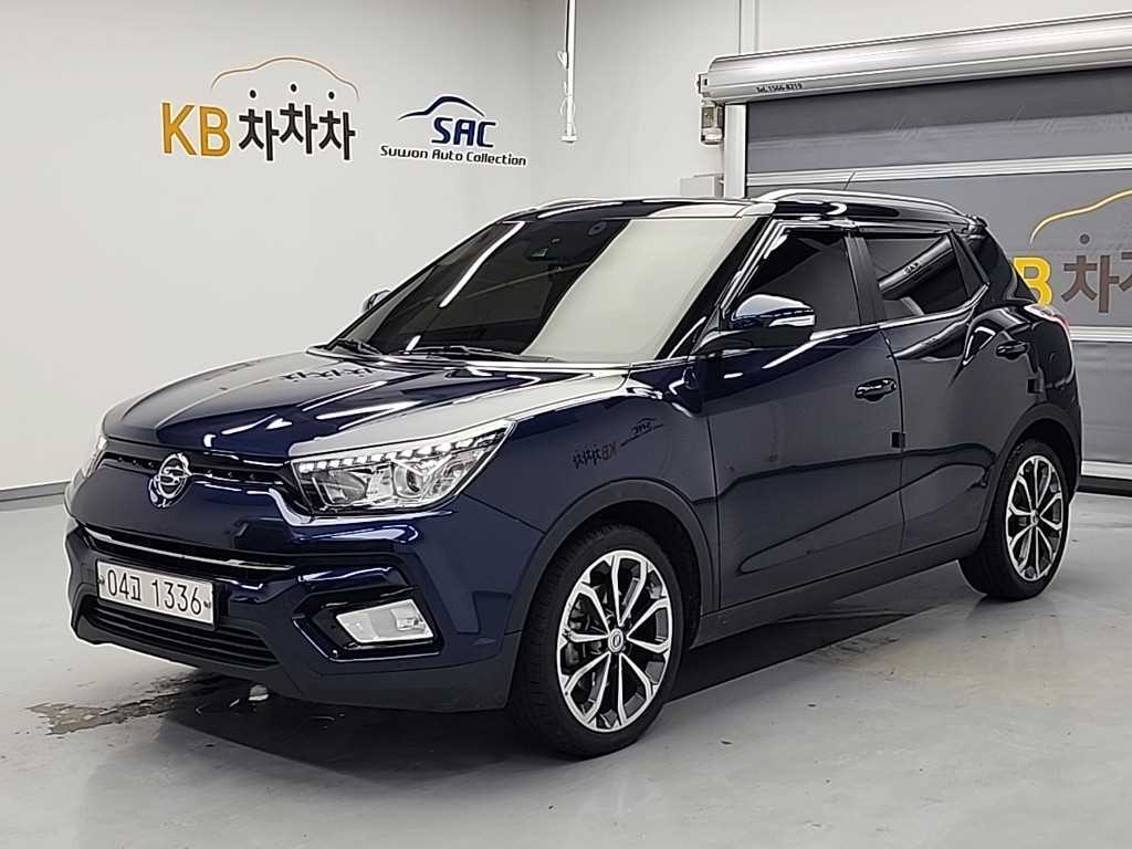 Ssangyong Tivoli - Vista 2