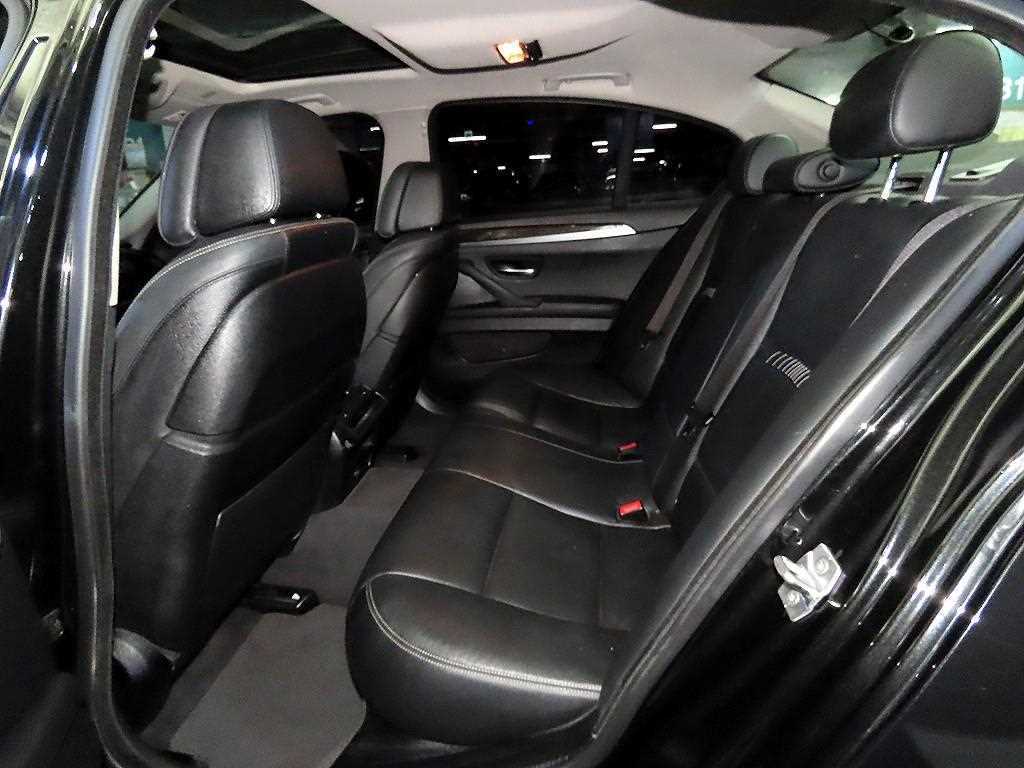 BMW 5 Series - Vista 7