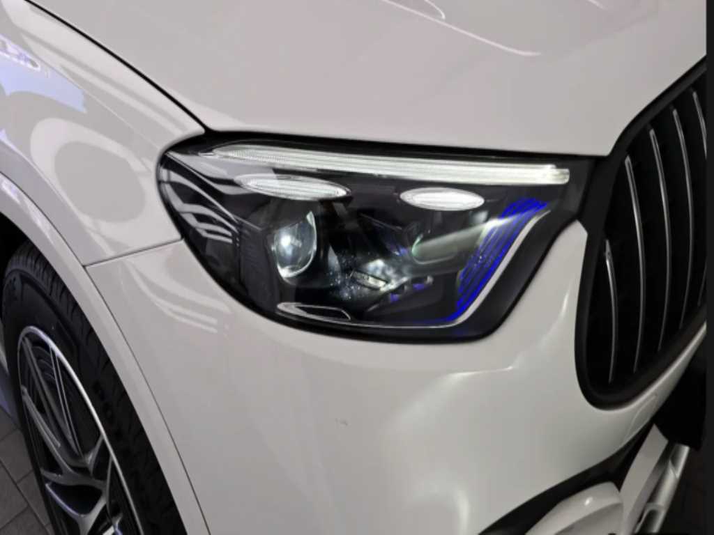 Mercedes Benz GLC Class - Vista 6