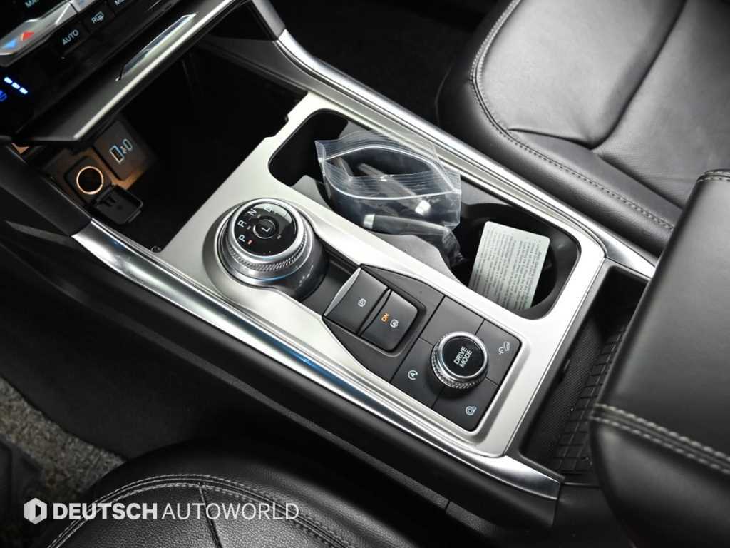Ford Explorer - Vista 9