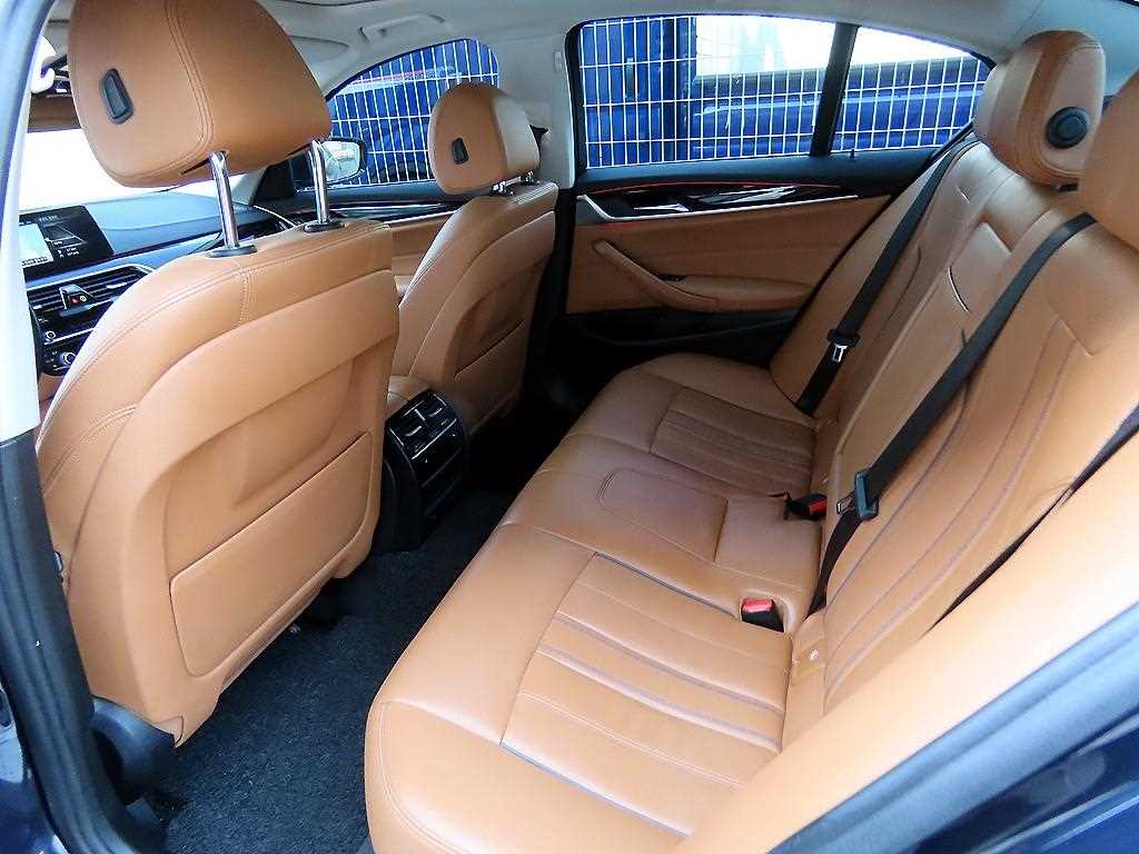 BMW 5 Series - Vista 6