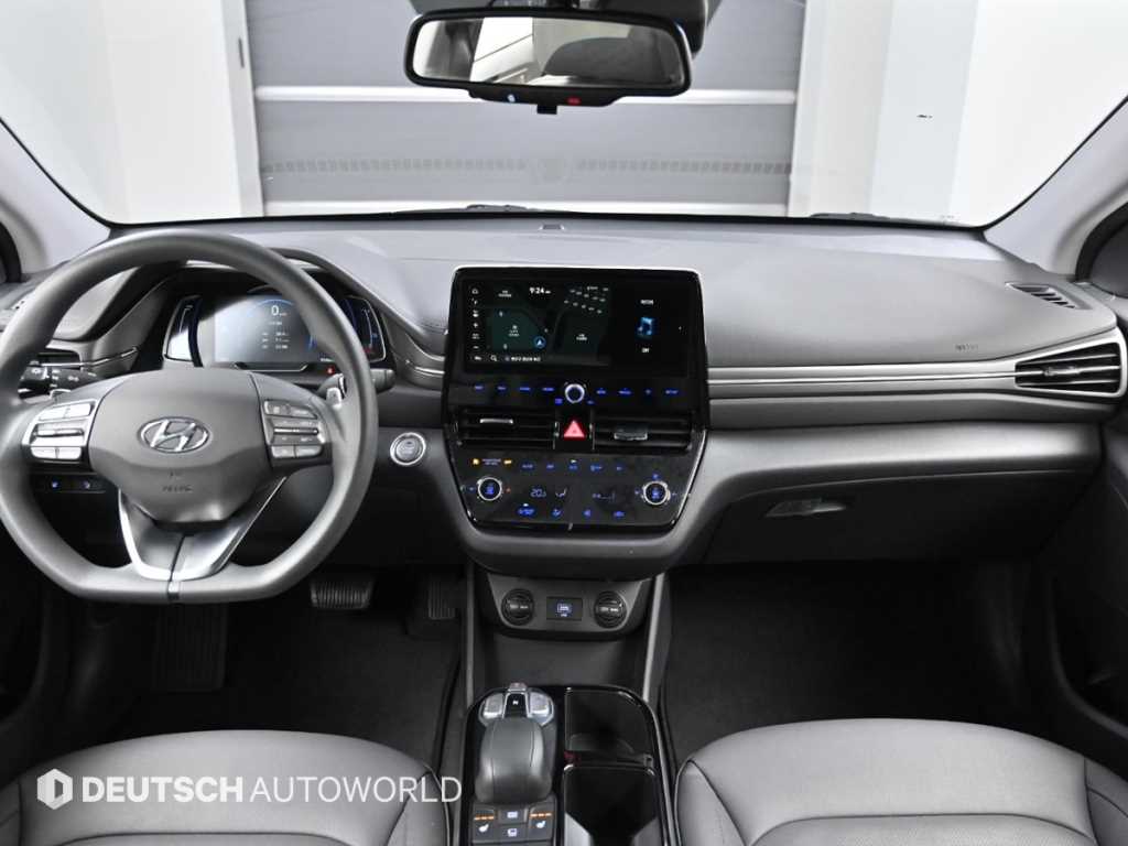 HYUNDAI Ioniq - Vista 7