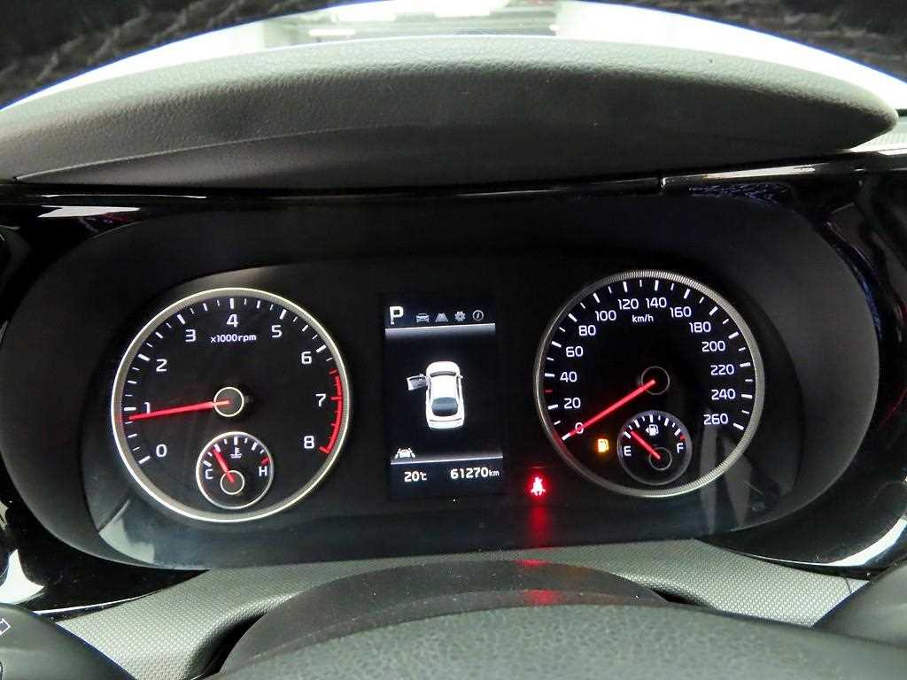 KIA K5 - Vista 5