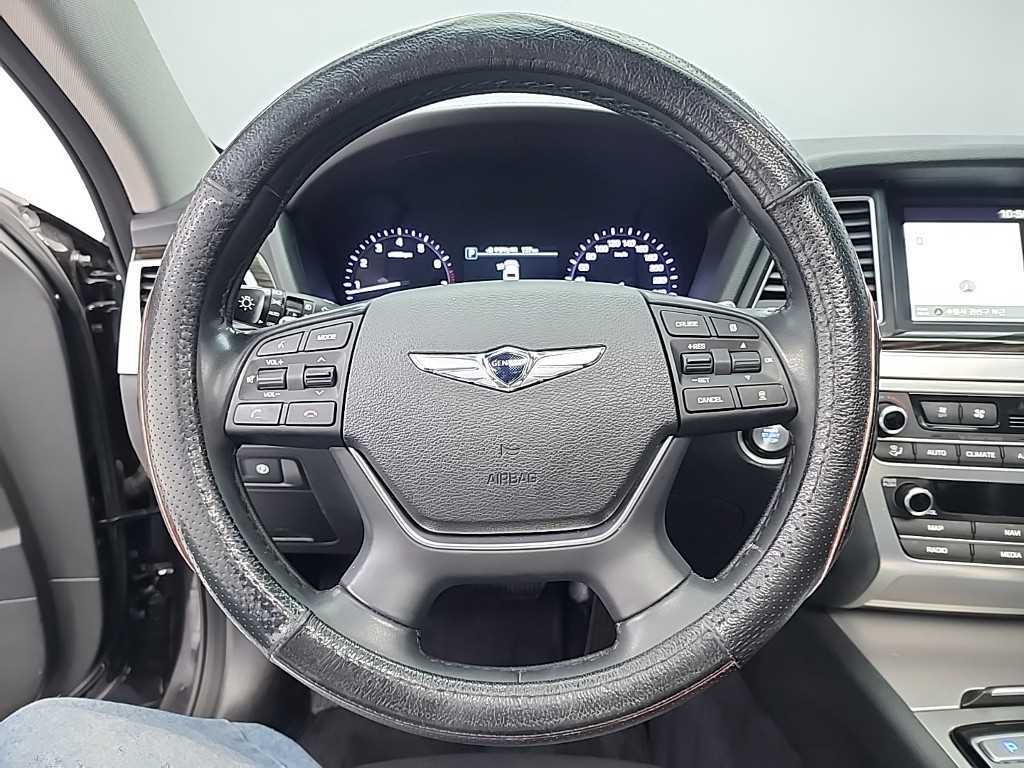 Genesis G80 - Vista 9