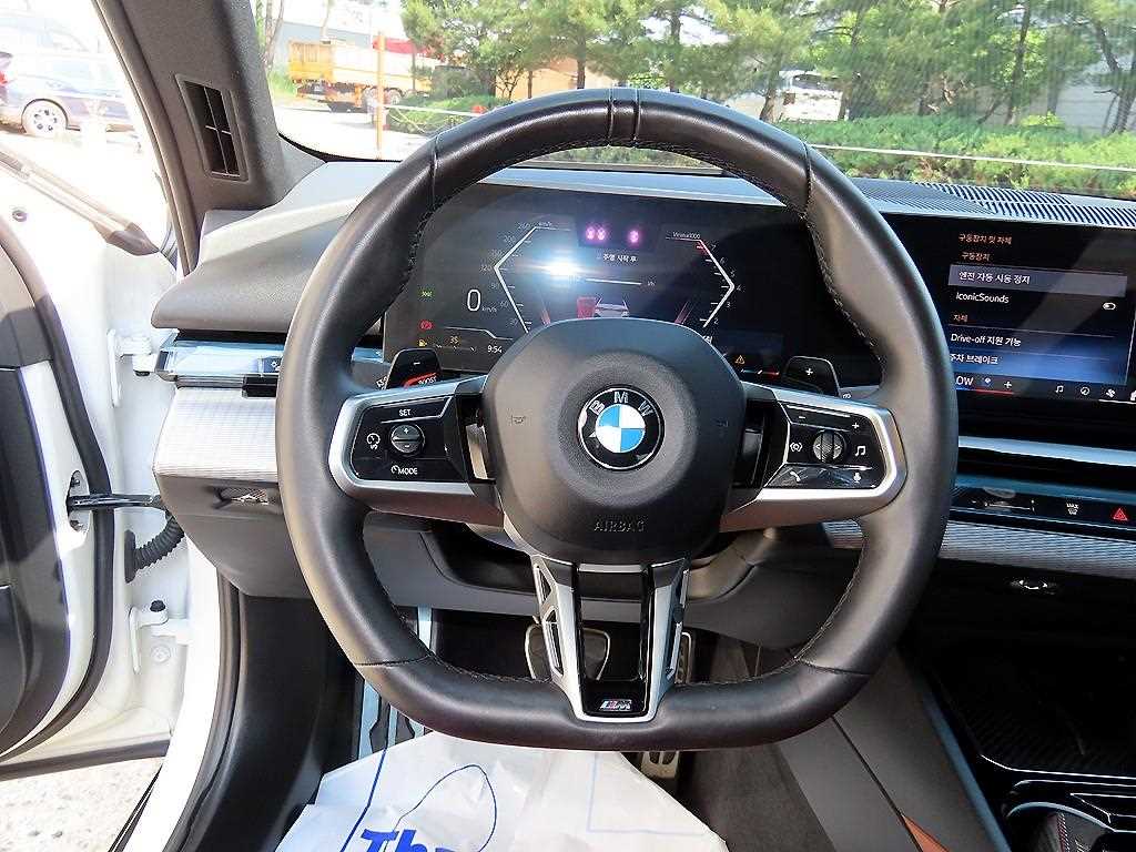 BMW 5 Series - Vista 8