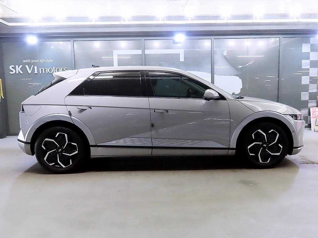 HYUNDAI Ioniq 5 - Vista 3