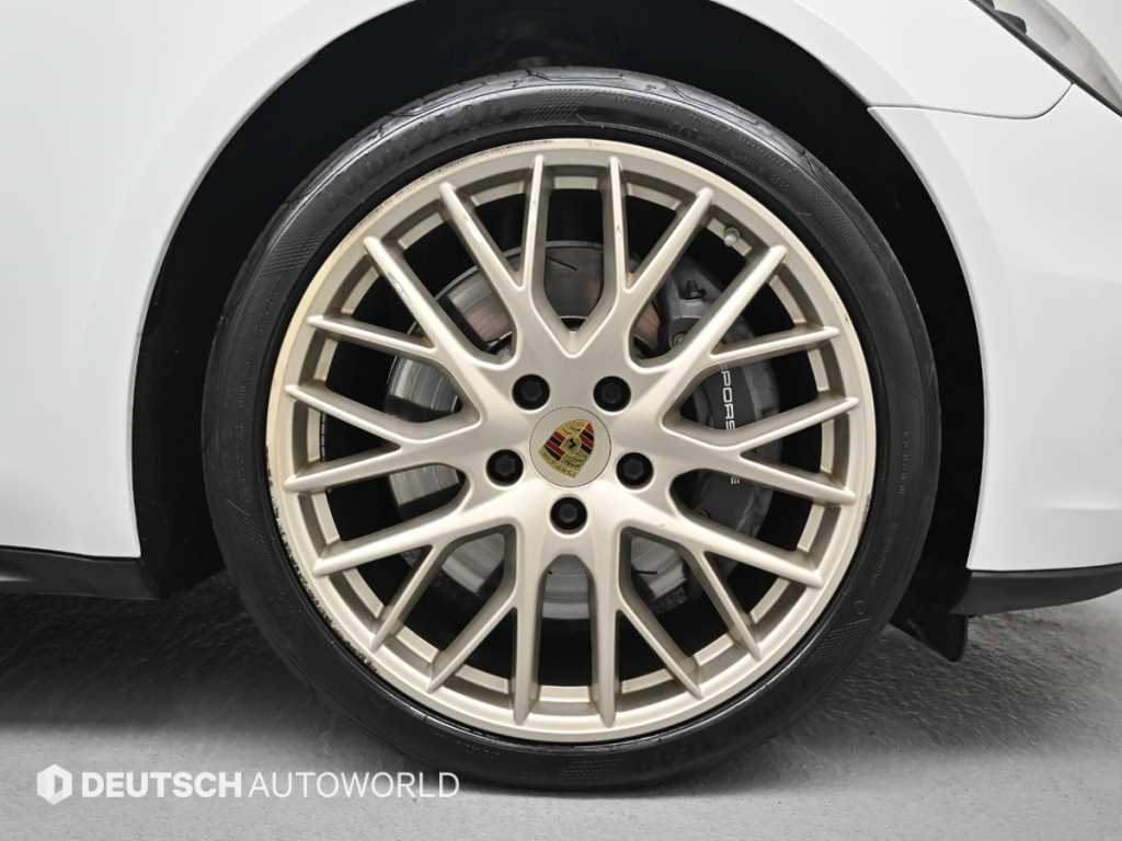 Porsche Panamera - Vista 5