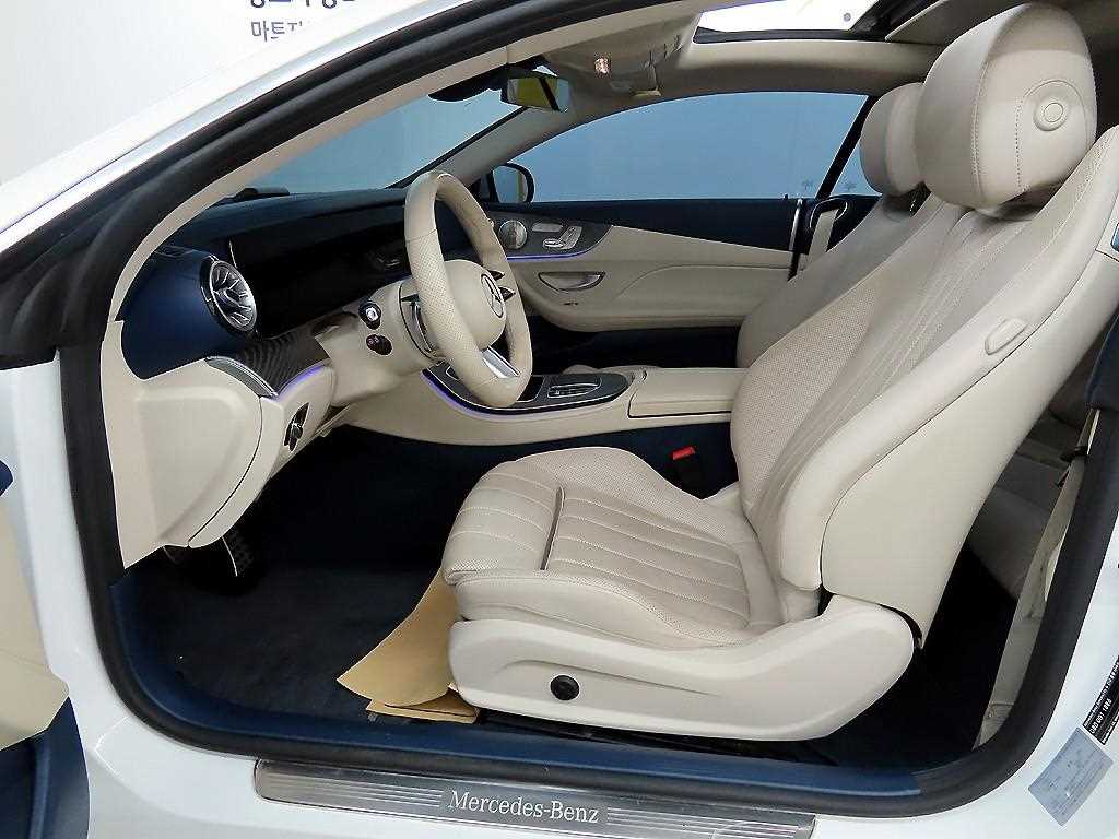 Mercedes Benz E class - Vista 5