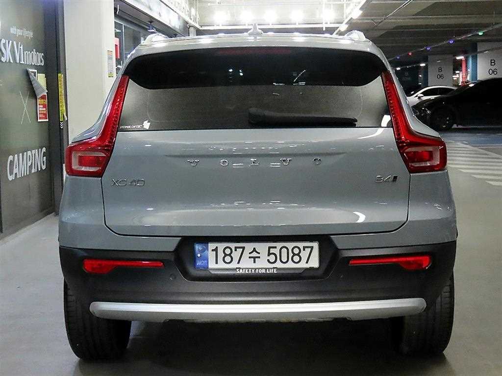 Volvo XC40 - Vista 5