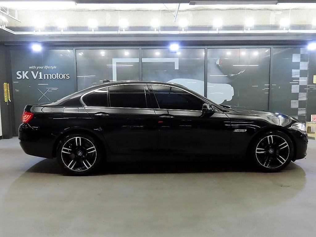 BMW 5 Series - Vista 3