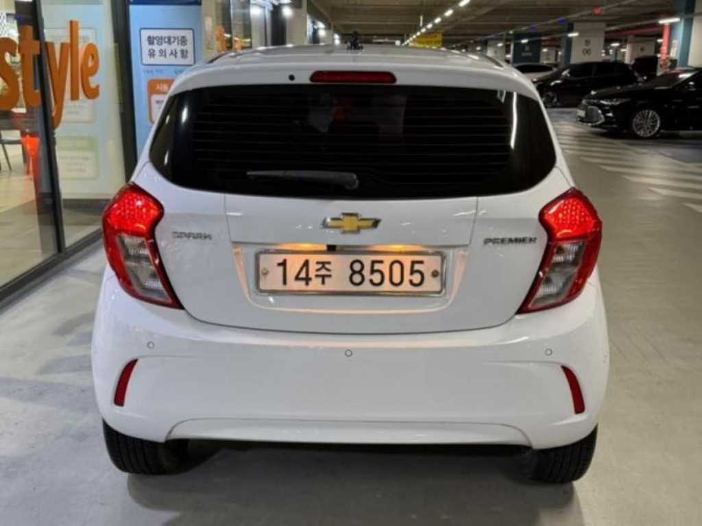 Chevrolet Spark - Vista 5