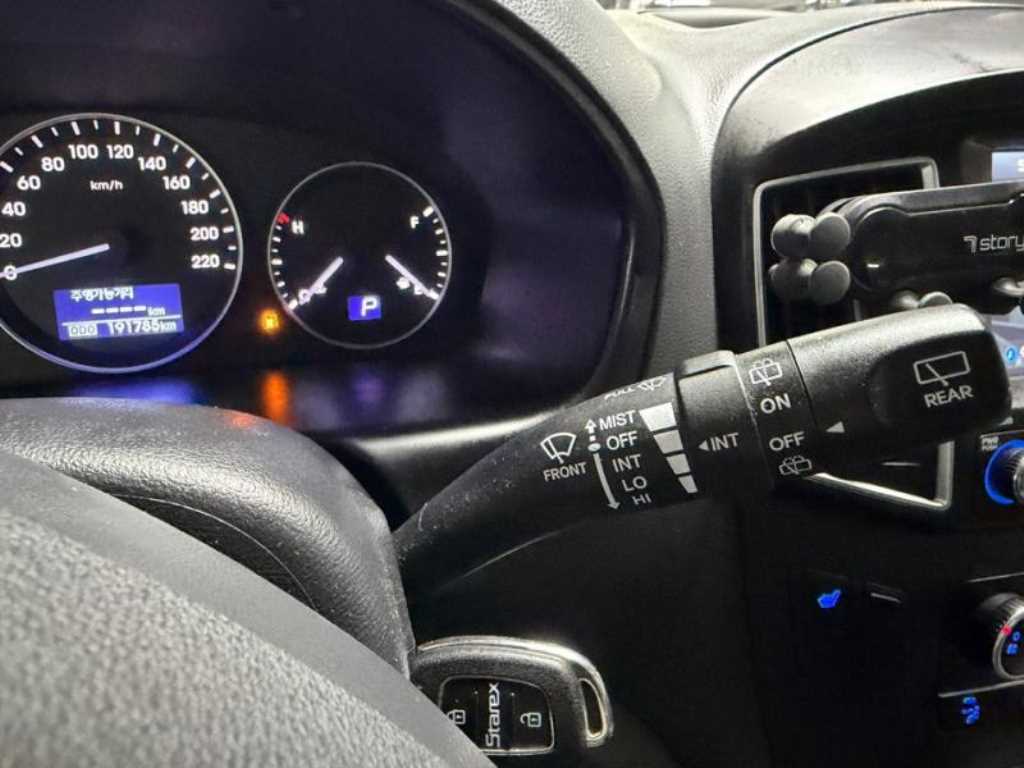 HYUNDAI Starex 2018 Gris - Importación desde Corea - HF Imports Iquique - Foto 16