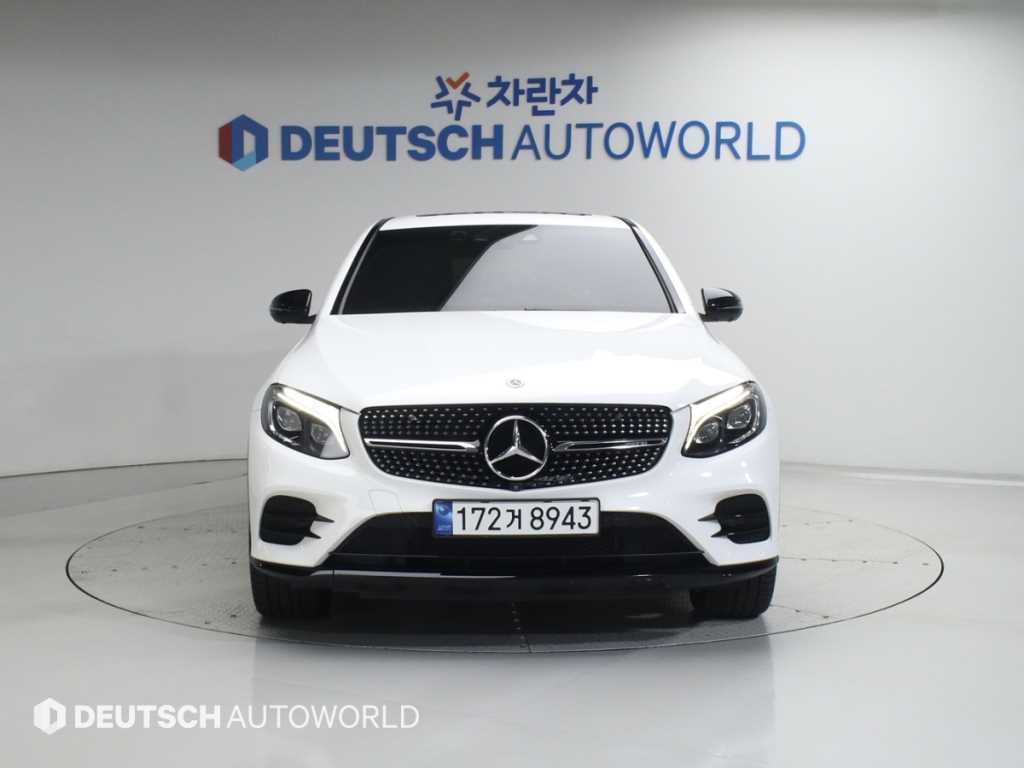 Mercedes Benz GLC Class - Vista 4