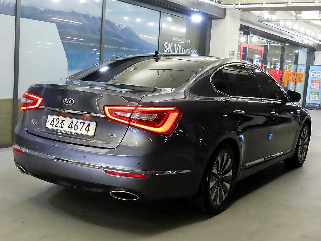 KIA K7 - Vista 4