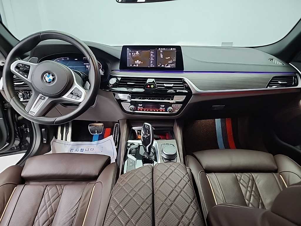 BMW 5 Series - Vista 7