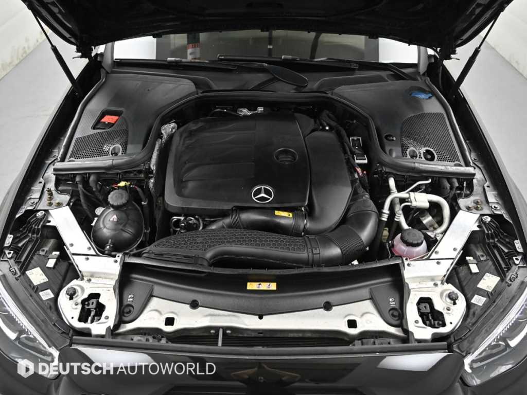 Mercedes Benz E class - Vista 6
