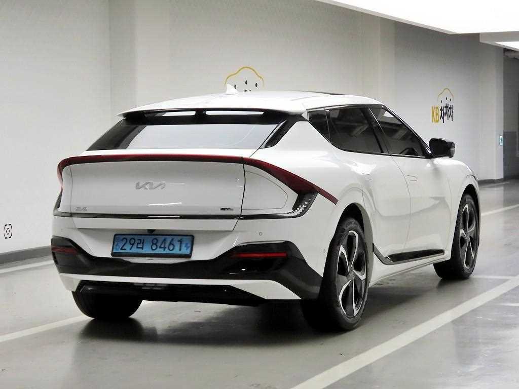 KIA EV6 - Vista 4