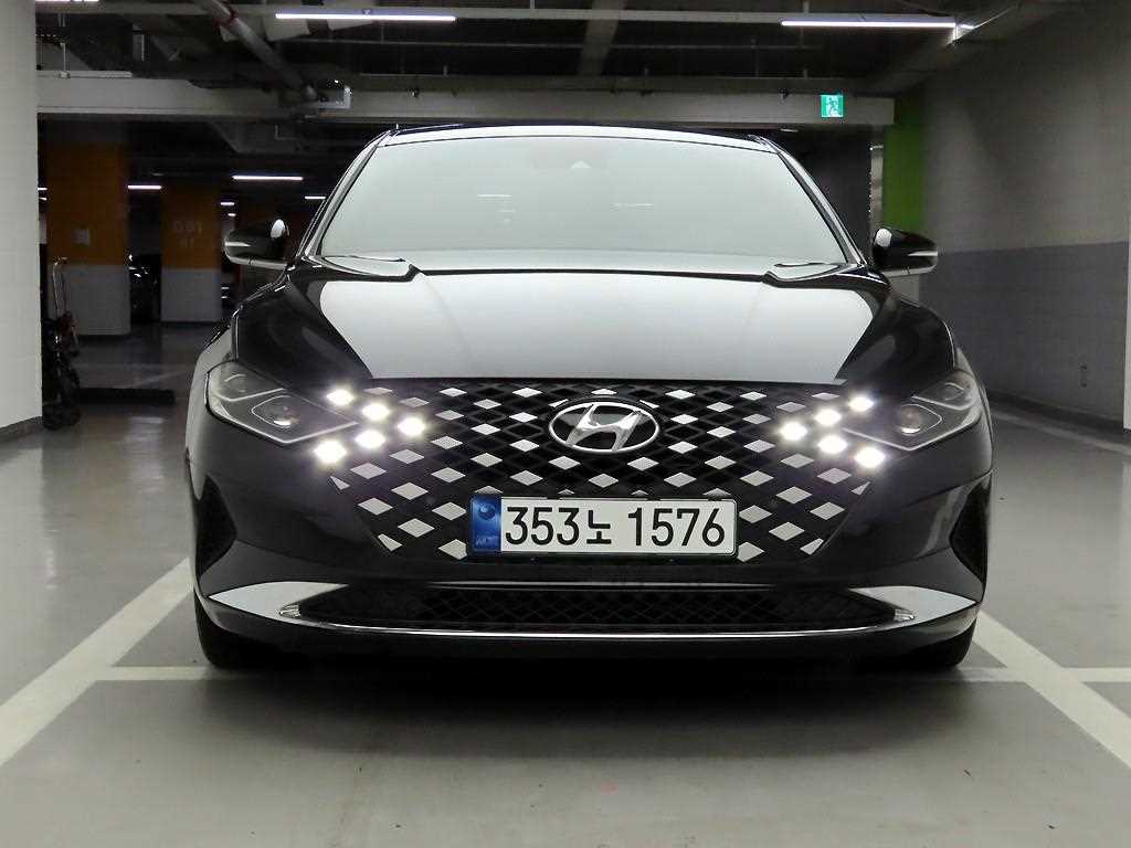 HYUNDAI Grandeur - Vista 2
