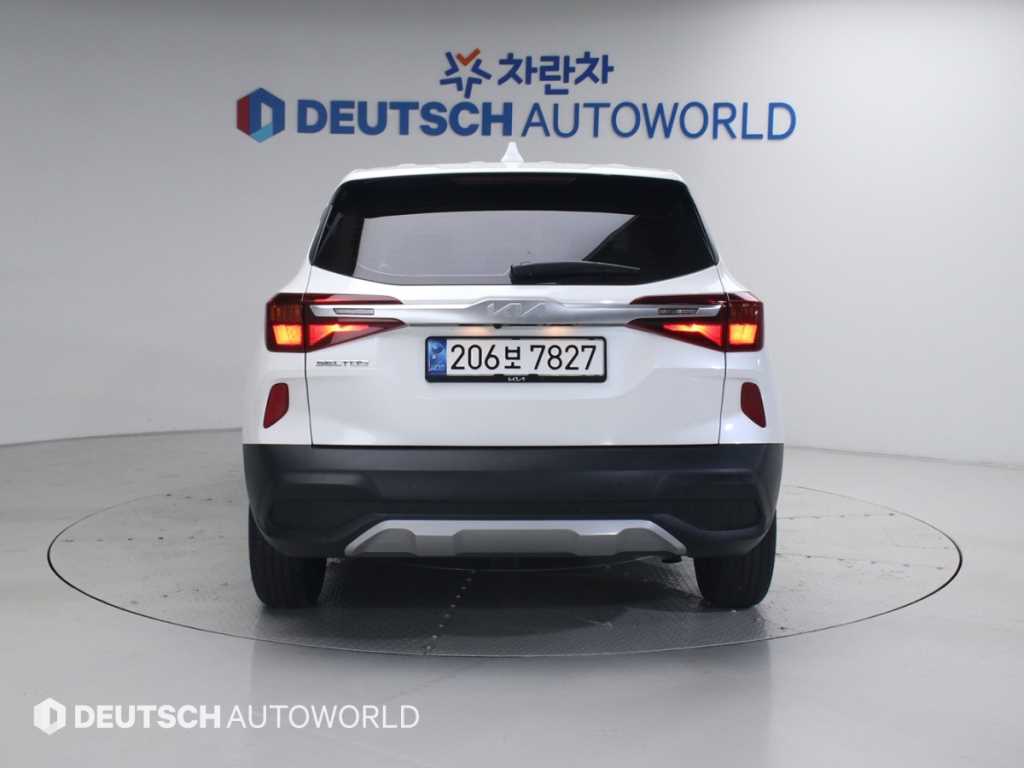 KIA Seltos - Vista 4