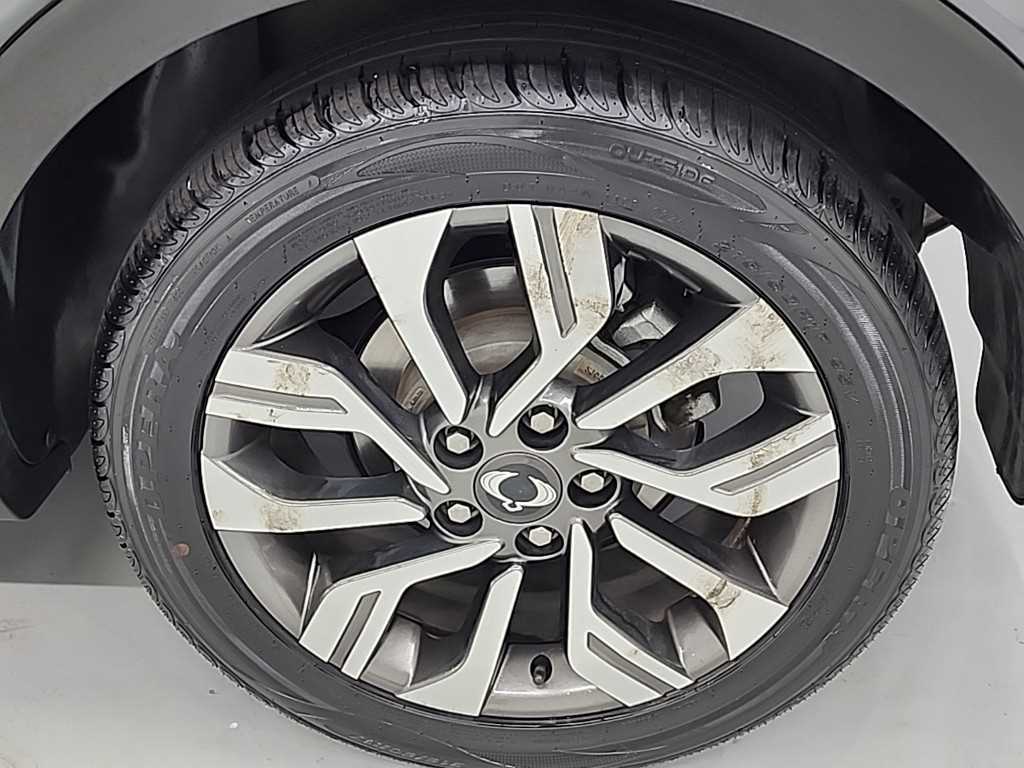 Ssangyong Tivoli 2018 Gris - Importación desde Corea - HF Imports Iquique - Foto 20