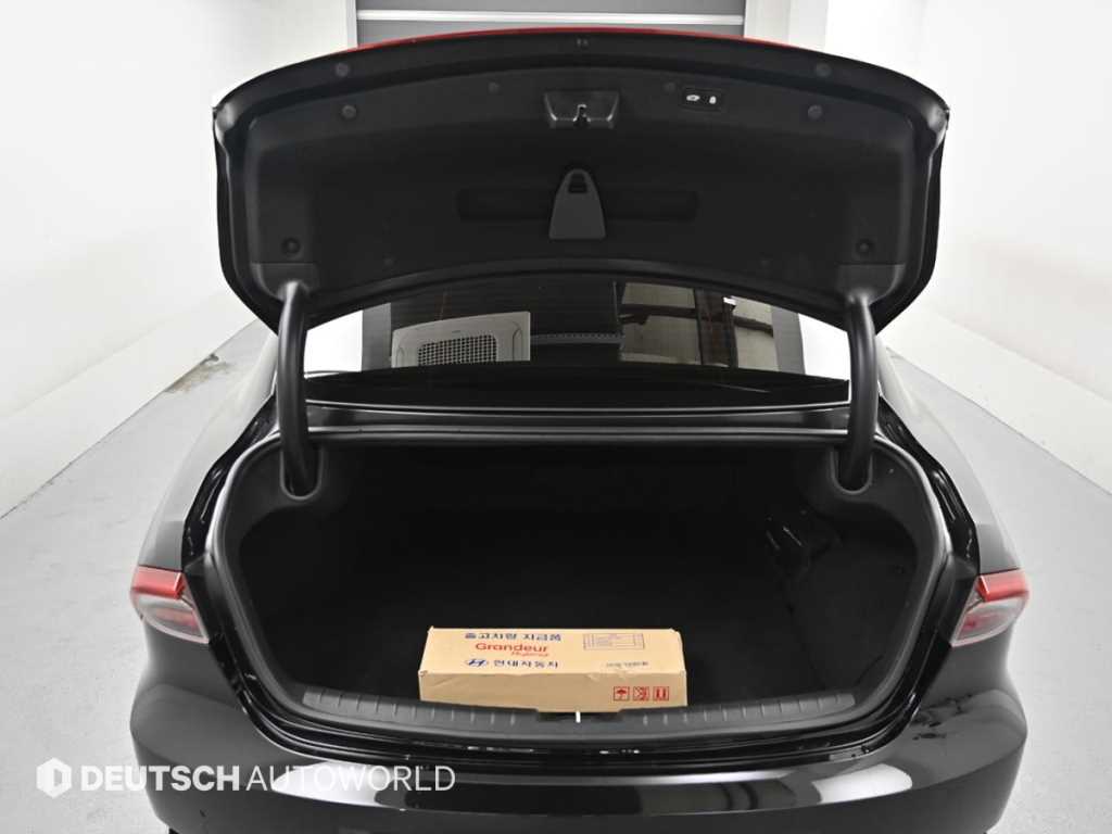 HYUNDAI Grandeur 2021 Negro - Importación desde Corea - HF Imports Iquique - Foto 17