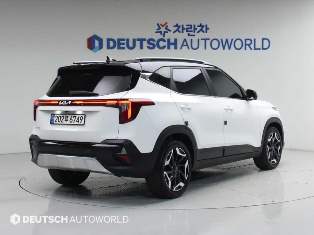 KIA Seltos - Vista 3
