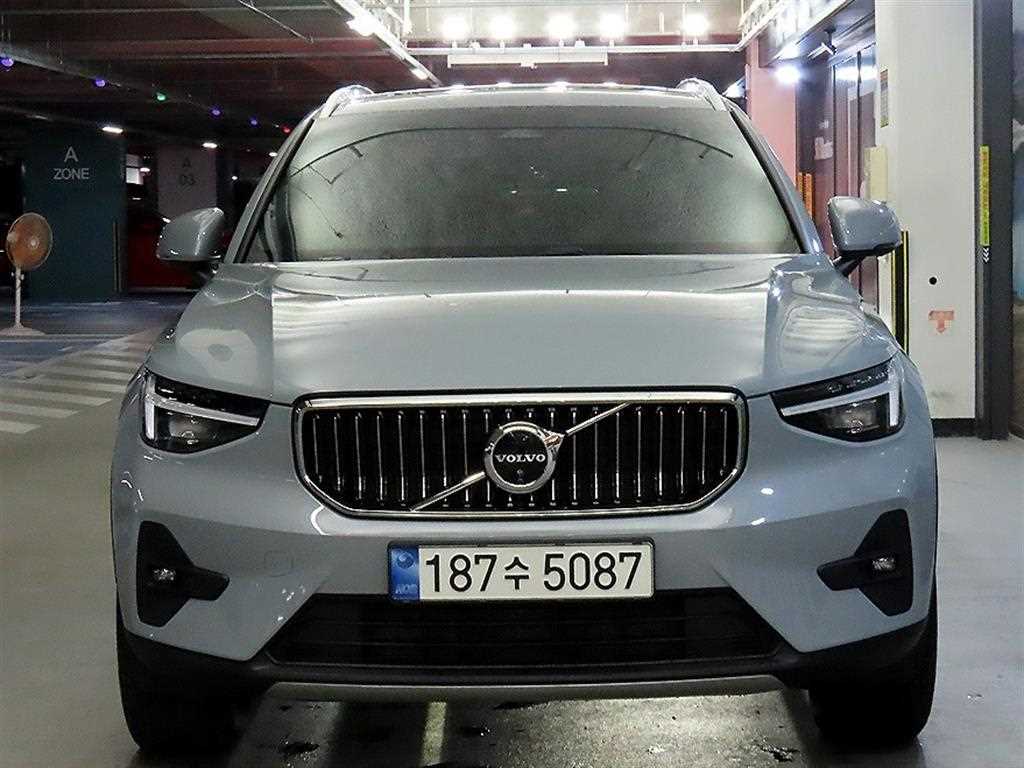 Volvo XC40 - Vista 2
