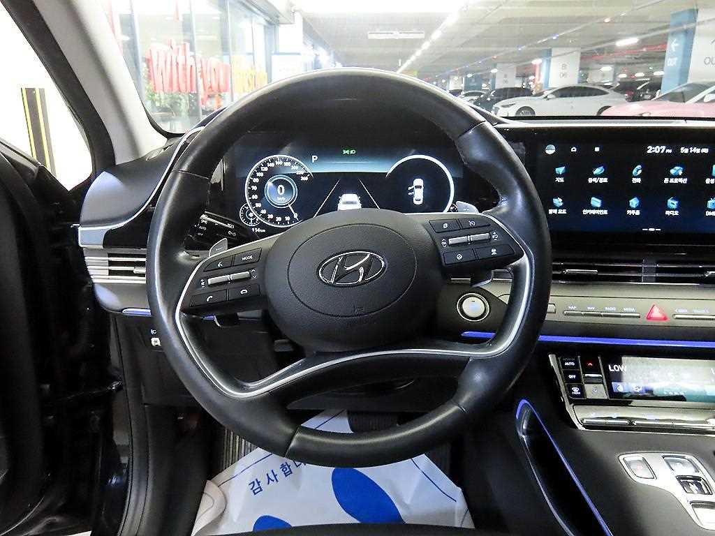 HYUNDAI Grandeur - Vista 8
