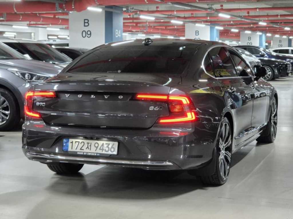 Volvo S90 - Vista 3