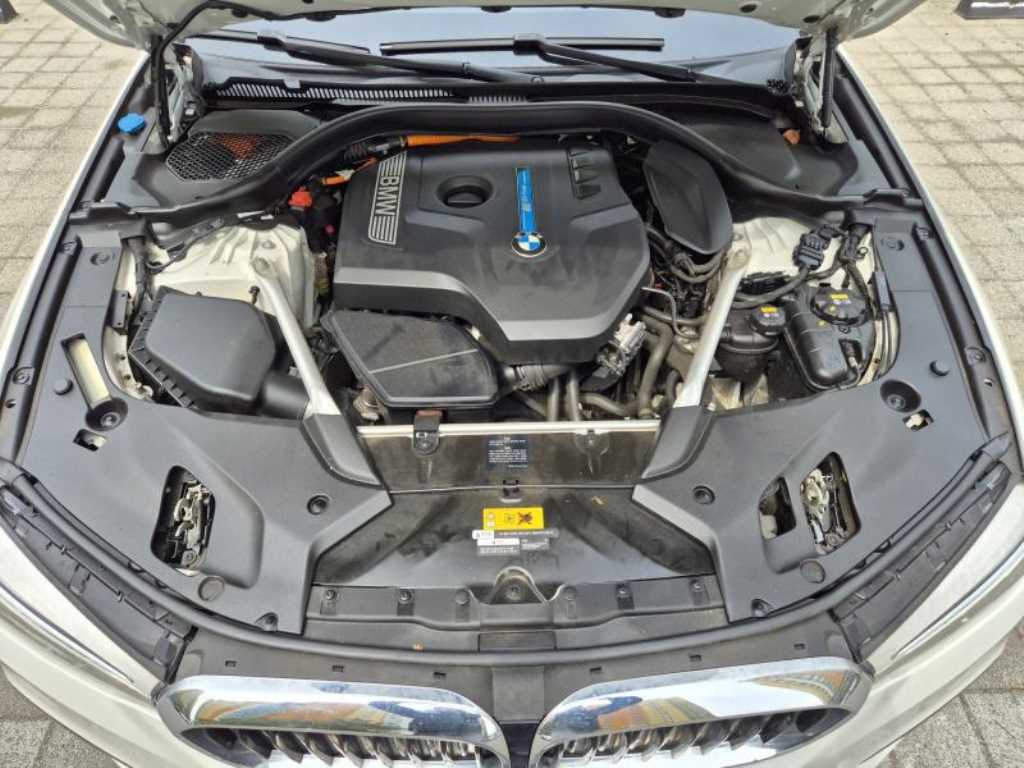 BMW 5 Series - Vista 6