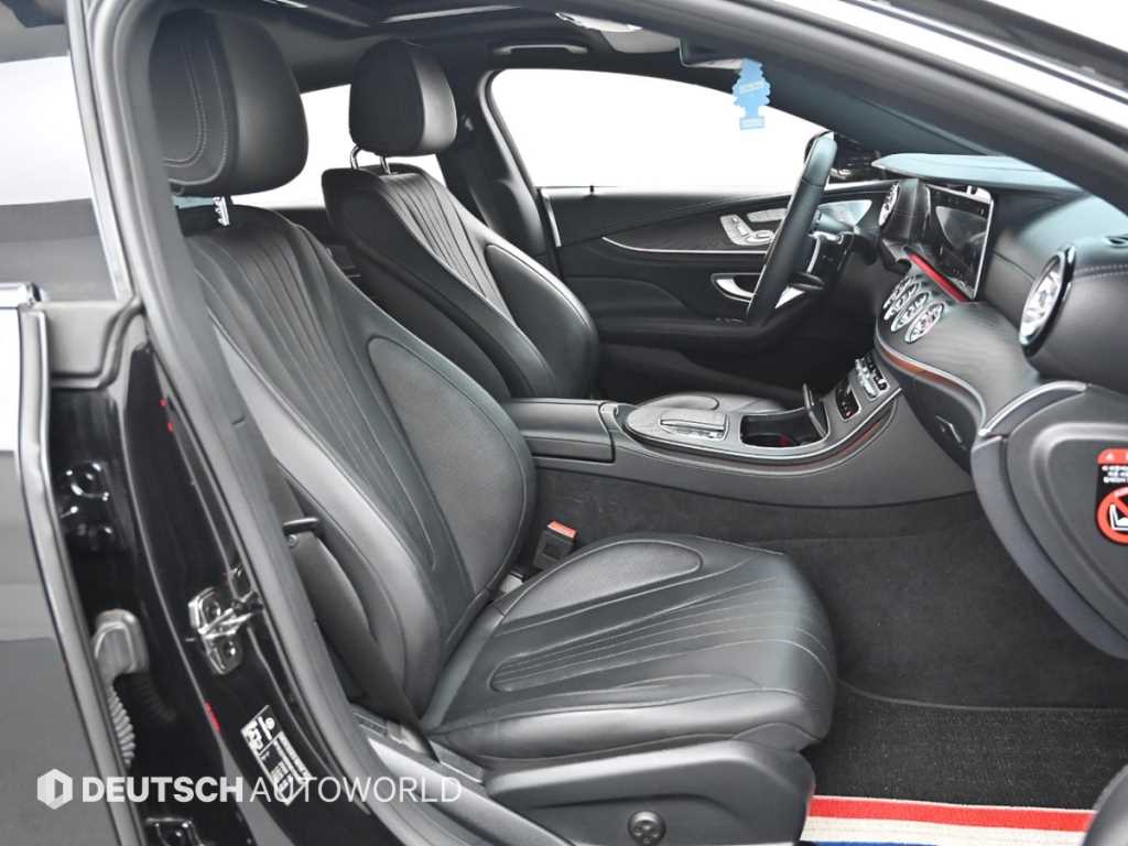 Mercedes Benz CLS Class - Vista 10