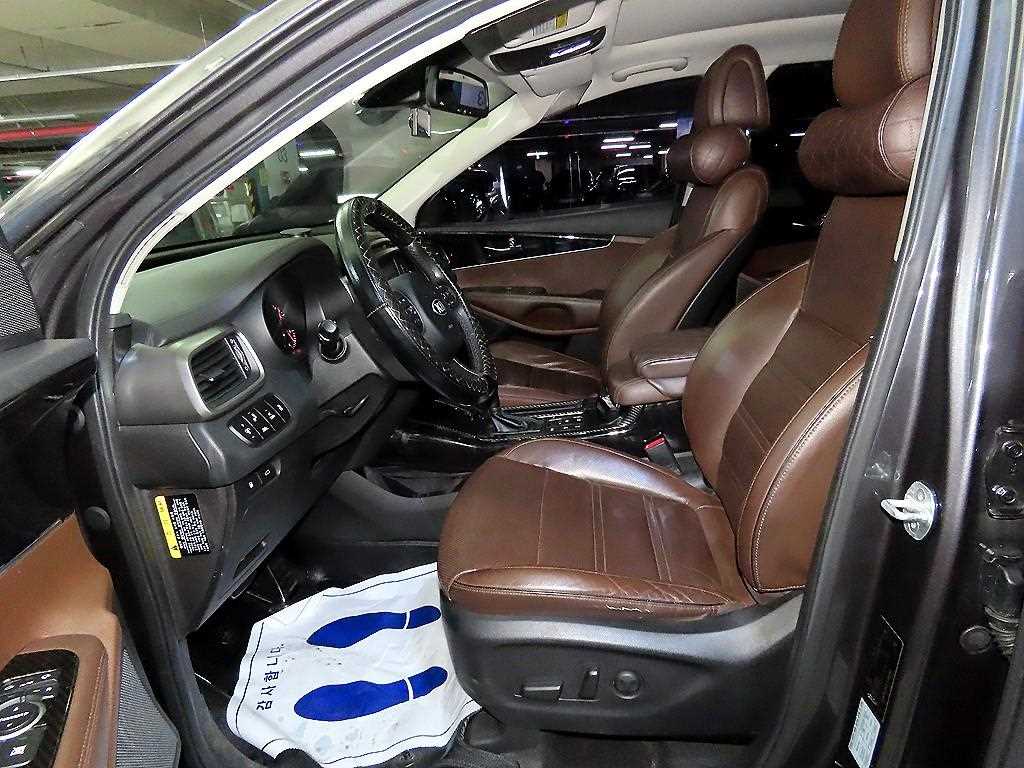 KIA Sorento - Vista 6
