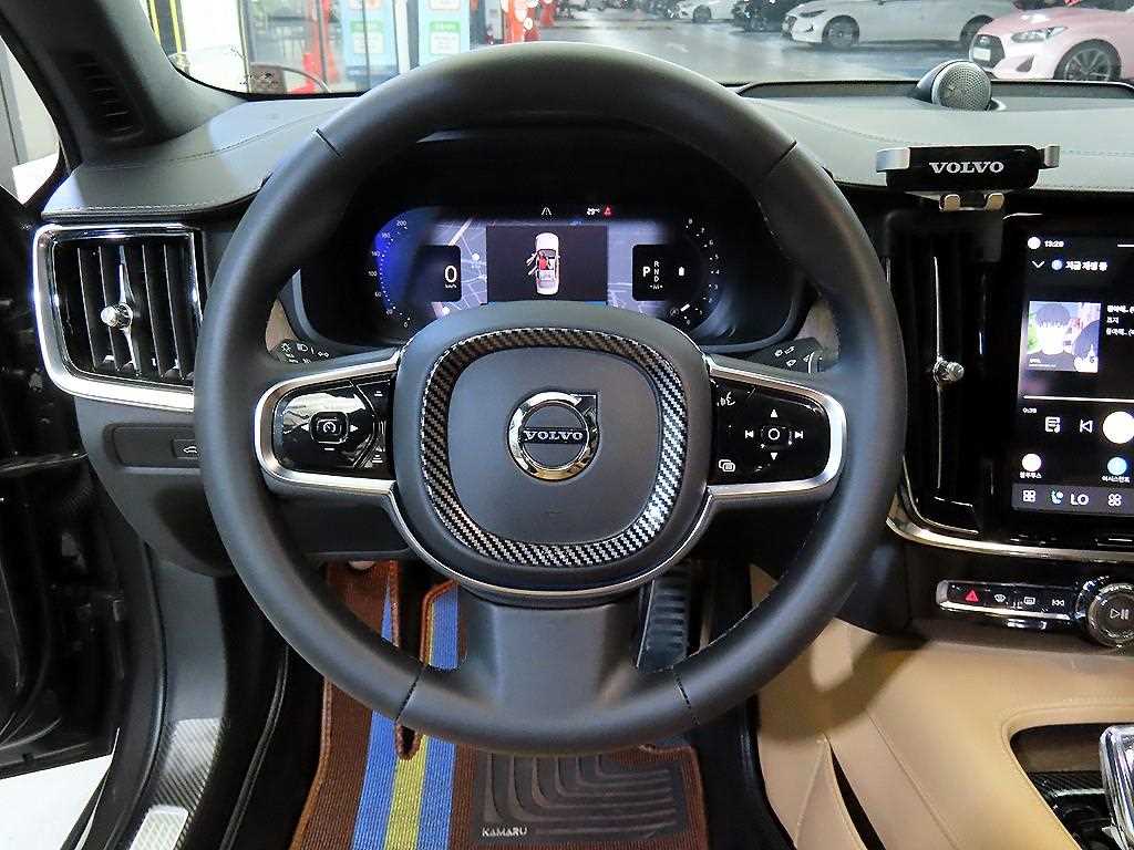 Volvo S90 - Vista 8