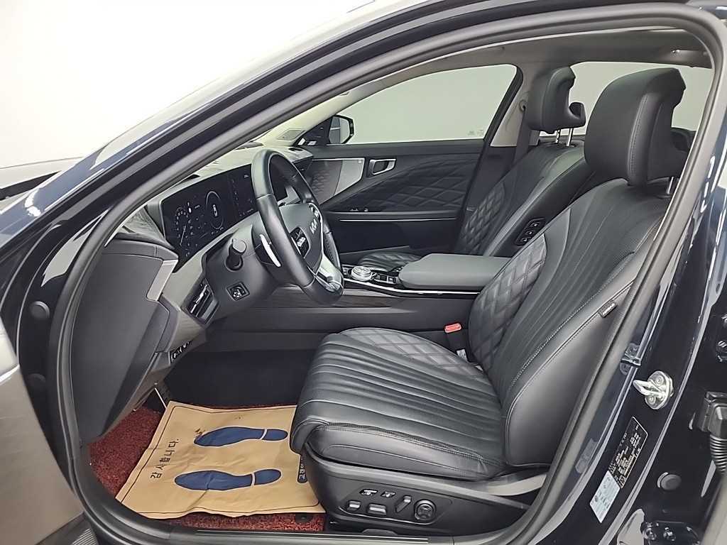 KIA K8 - Vista 11