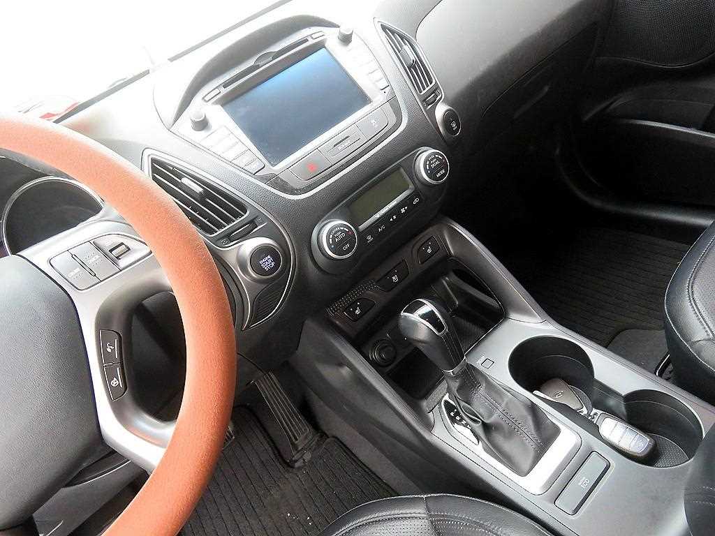 HYUNDAI Tucson 2014 Gris - Importación desde Corea - HF Imports Iquique - Foto 13